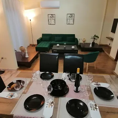Anastasia's λαυριο